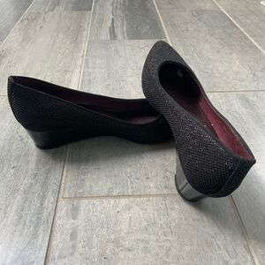FS/NY French Sole New York Point Toe Wedge Pumps Heels Black Sparkle Size 9